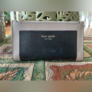 Kate ♠️ Spade small bifold Leila wallet